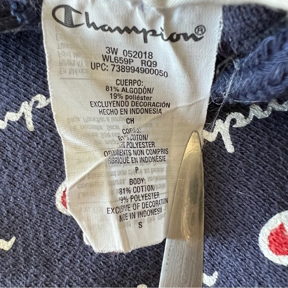 Champion Reverse Weave All Over Print Logo Cropped Hoodie Size Small - Picture 12 of 12